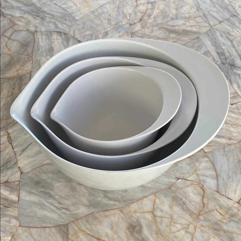 Williams-Sonoma White Mixing Bowls Set of 3